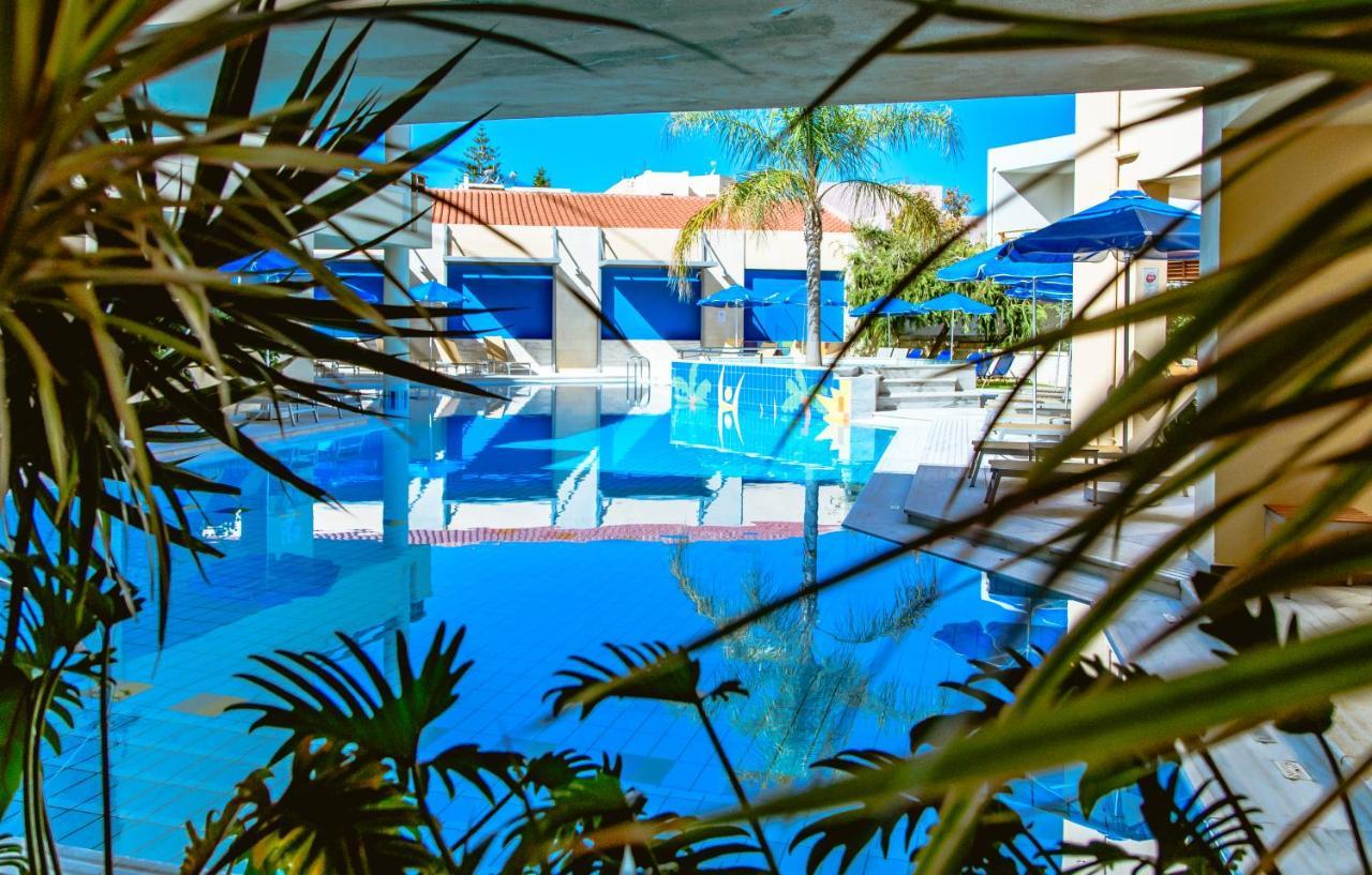 Anais Suites Като-Даратсо Экстерьер фото