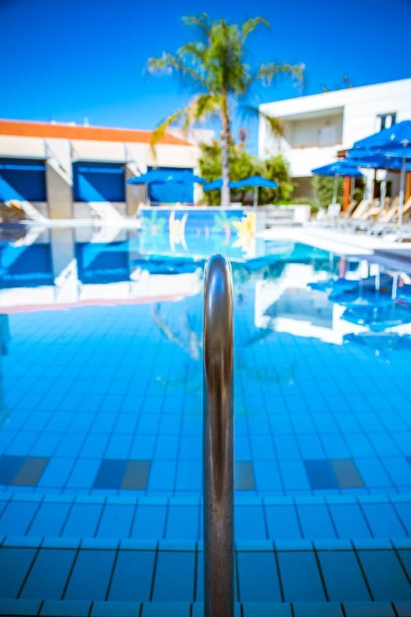 Anais Suites Като-Даратсо Экстерьер фото