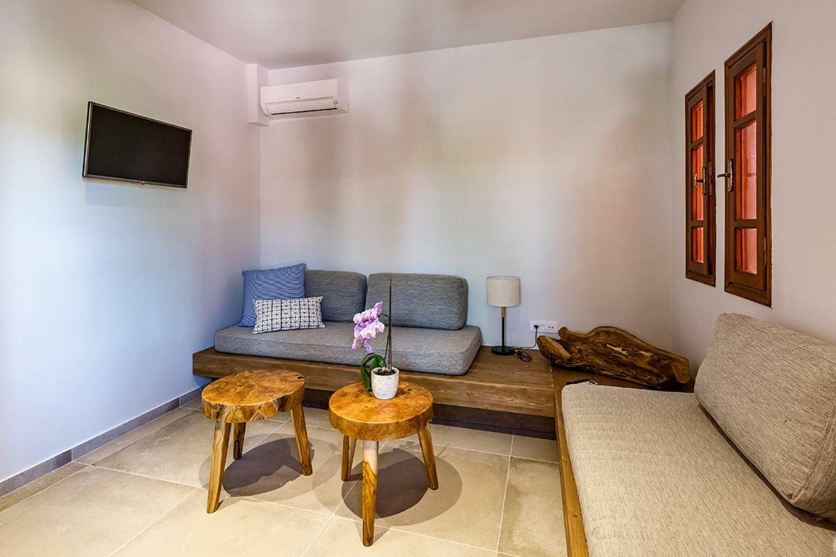 Anais Suites Като-Даратсо Экстерьер фото