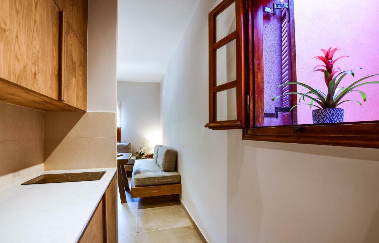 Anais Suites Като-Даратсо Экстерьер фото