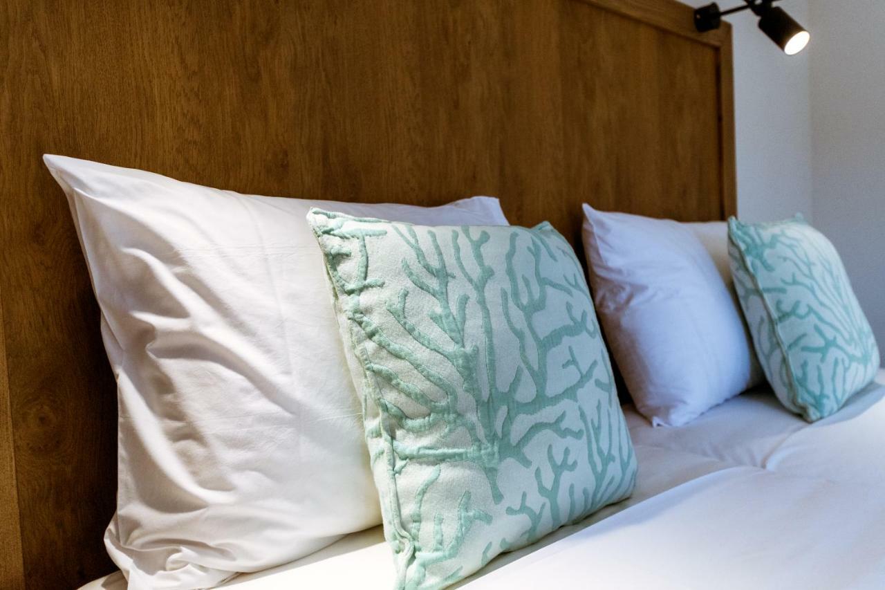 Anais Suites Като-Даратсо Экстерьер фото