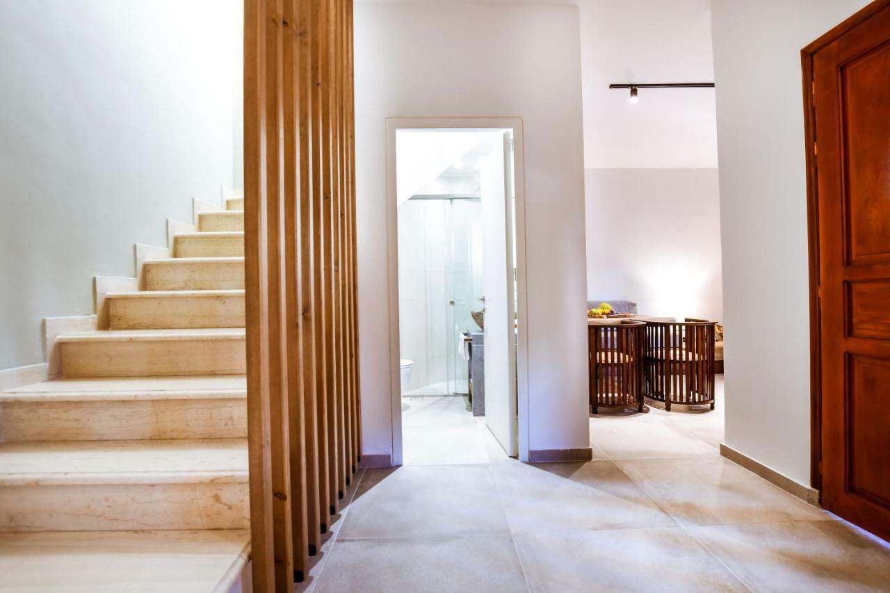 Anais Suites Като-Даратсо Экстерьер фото